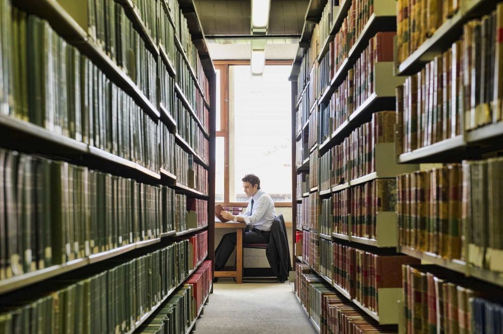 Te książki powinien przeczytać każdy szef – biblioteczka przedsiębiorcy