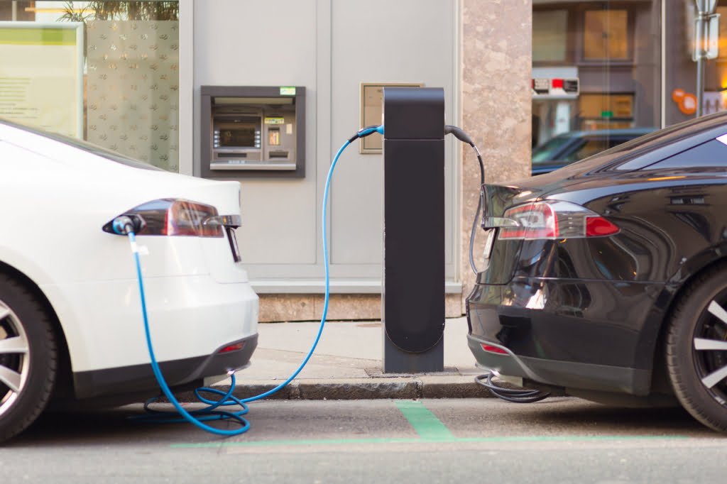 Ładowanie samochodów elektrycznych coraz szybsze i&nbsp;wydajniejsze!