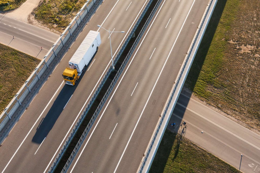 Telematyka‌ ‌– co&nbsp;to jest i‌ ‌jakie‌ ‌ma‌ ‌znaczenie‌ ‌w‌ ‌transporcie?‌ 7&nbsp;korzyści dla&nbsp;firm
